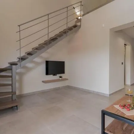 Mystique Luxury & Maisonettes 4*