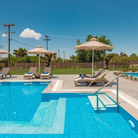 Mystique Luxury & Maisonettes * Лаганас