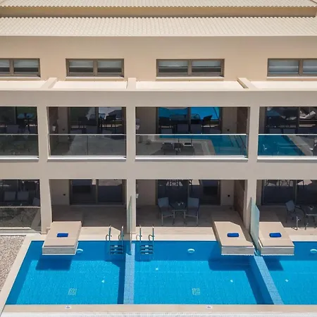 Aparthotel Mystique Luxury & Maisonettes 4*