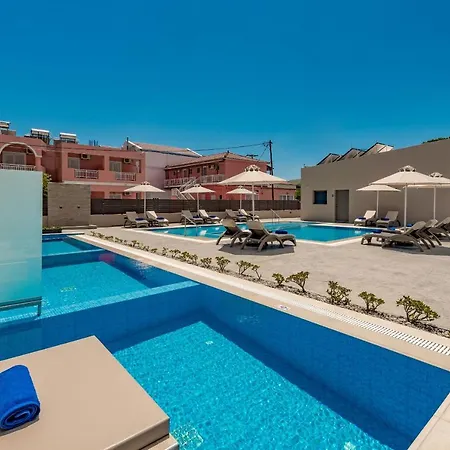 Mystique Luxury & Maisonettes 4*