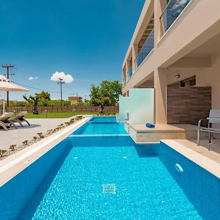 Apartmanhotel Mystique Luxury & Maisonettes Laganász
