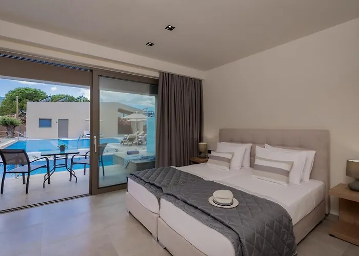 Mystique Luxury & Maisonettes شقة فندقية