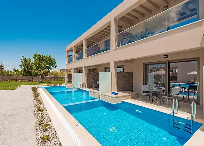 Mystique Luxury & Maisonettes شقة فندقية لاغاناس