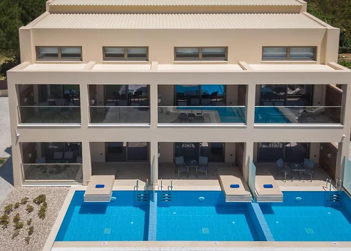 شقة فندقية Mystique Luxury & Maisonettes 4*